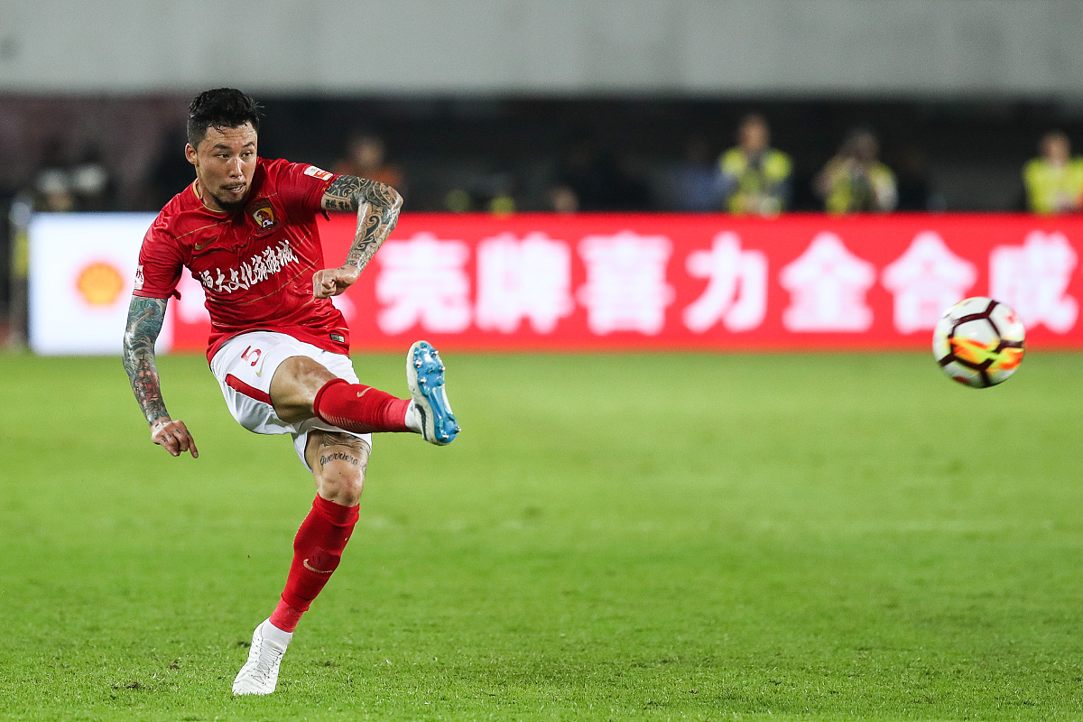 2018中超第28轮:广州恒大淘宝4-5上海上港