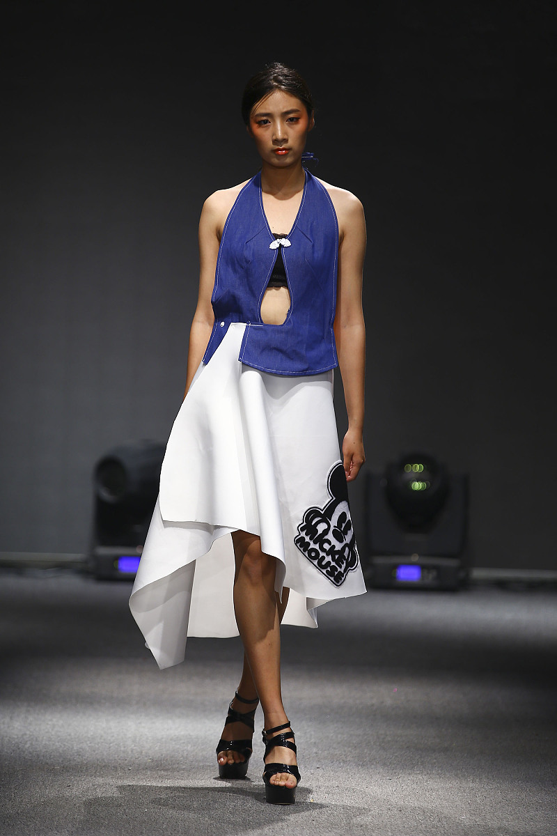 西双版纳职业技术学院五年制大专专业热门吗？