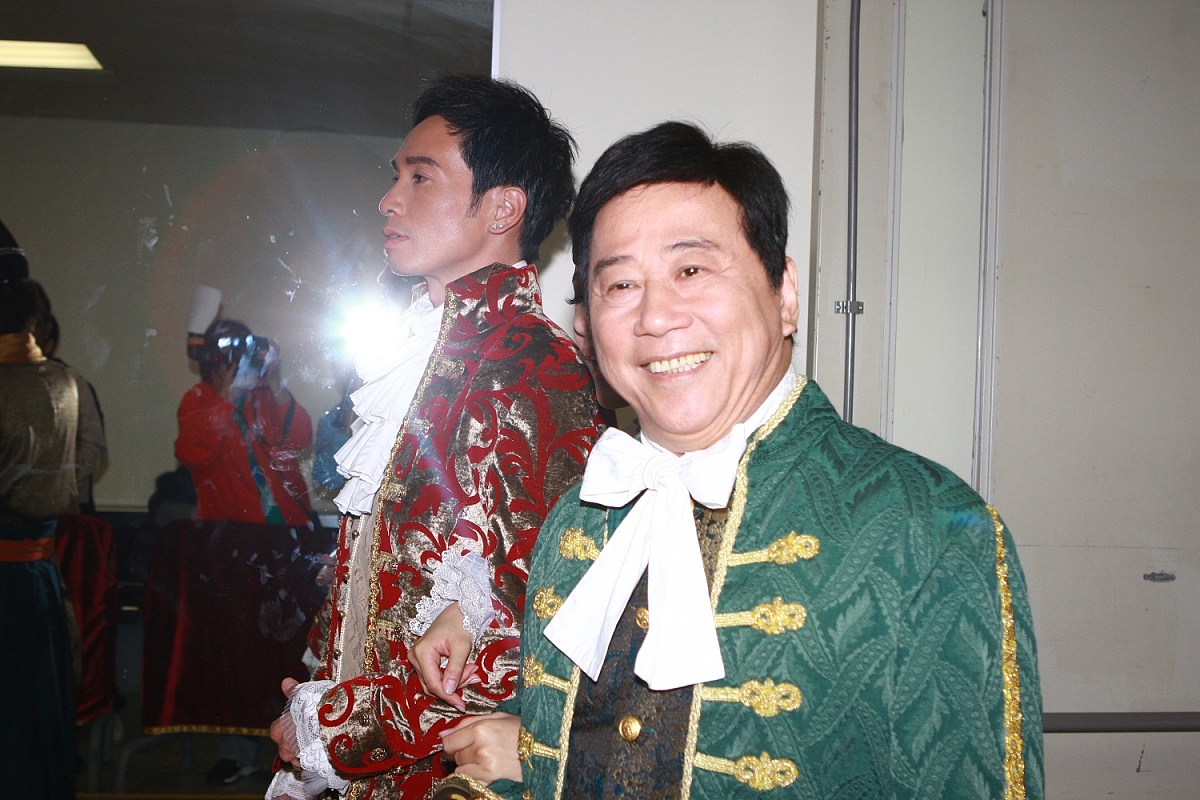 2008年11月19日,香港,tvb万千星辉贺台庆晚会.陈豪     夏雨+++_+++