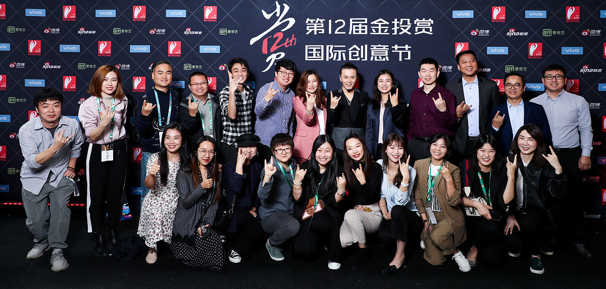化妆品公司与偶像后援会合作：战略合作关键议题
