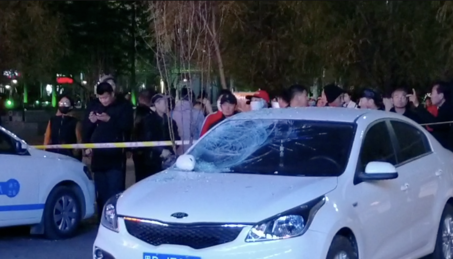 比打雷还响!黑龙江一菜馆疑液化气泄漏引发爆炸,致4人受伤