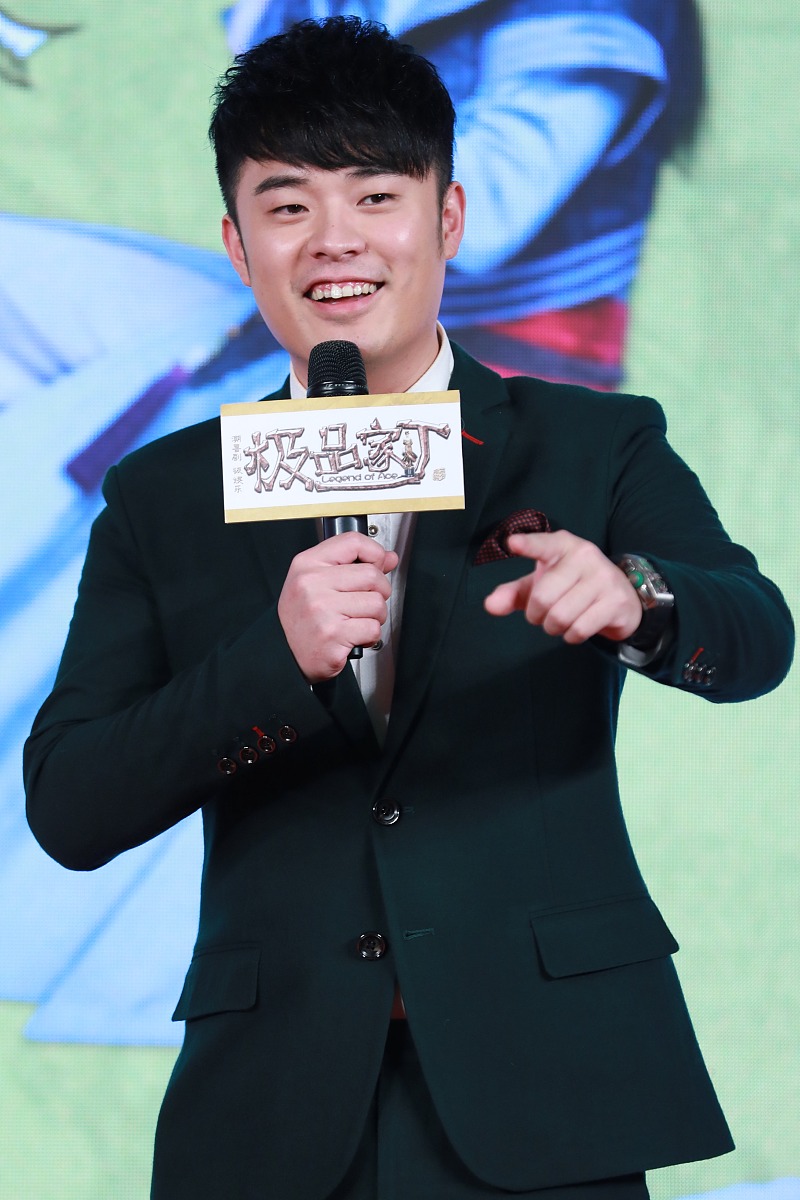 陈赫 - 演员、主持人、歌手，中国综艺界搞笑担当