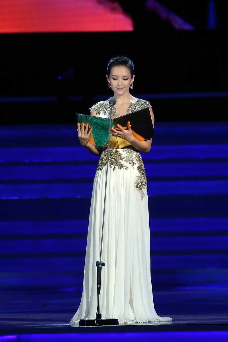 2012年12月29日,台北,第20届中国歌曲排行榜颁奖典礼.***_***章子怡++