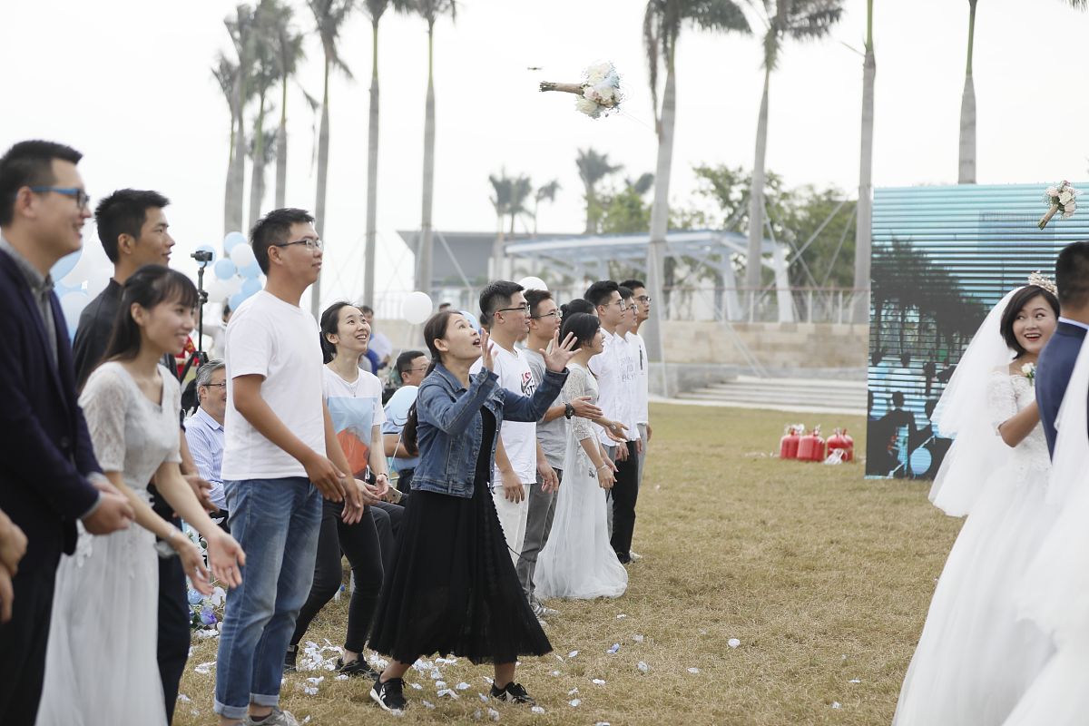 新婚致辞：承诺、责任、爱与幸福