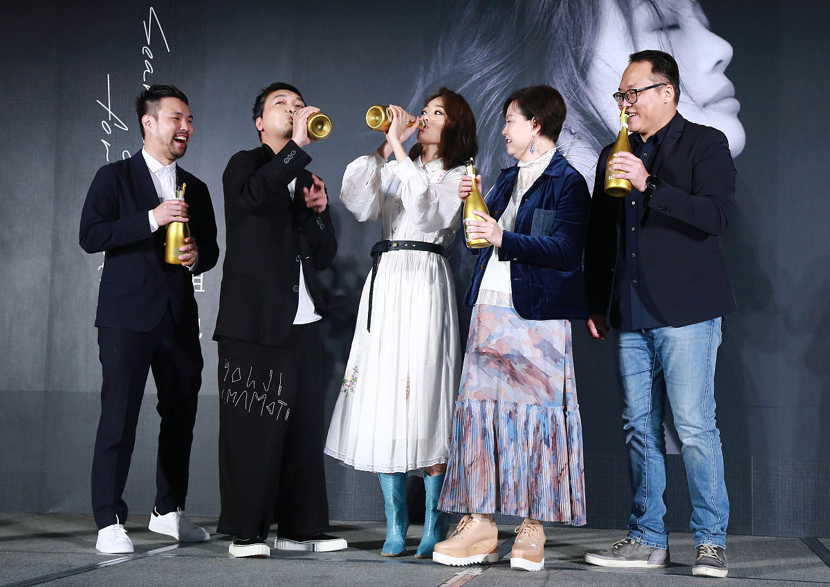 2018年10月25日,台北,容祖儿在台北寒舍艾美酒店举办新专辑《答案之书