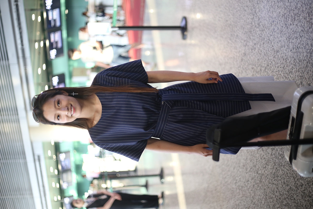 左上包围和右上包围的字形结构：先外后内，提高辨识度和书写速度