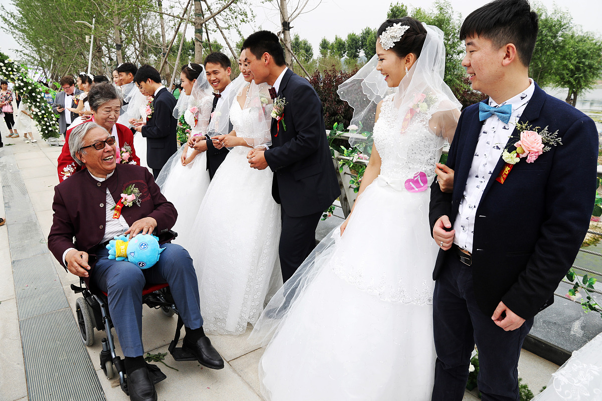 仿写微博惊竹娇的诗 仿写微博惊竹娇的诗