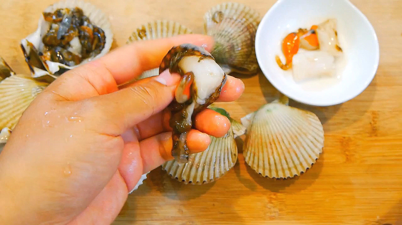 鲜活的扇贝制作寿司,这做法吃过一次还会想吃