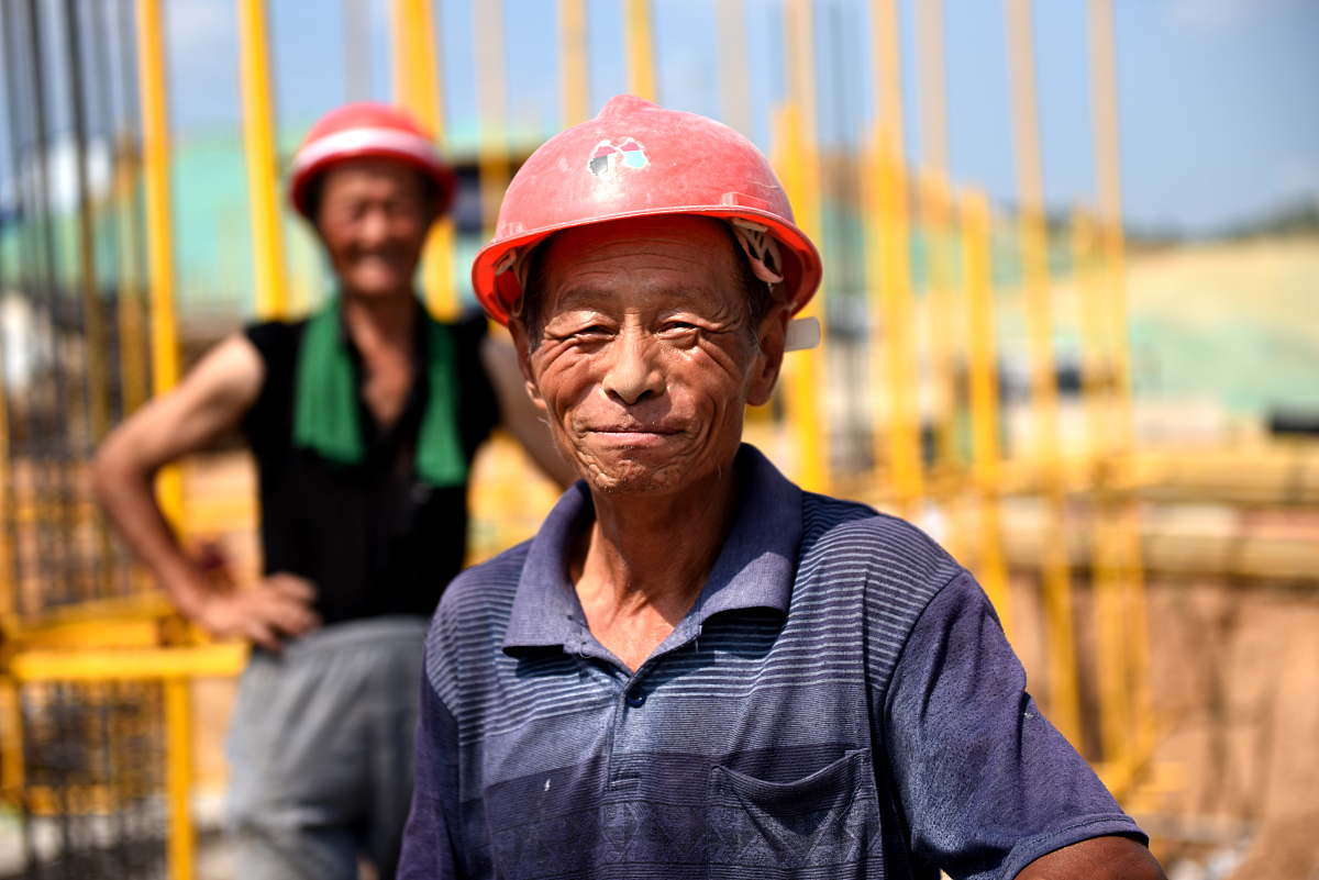 我想把房子刚刚建造时候的视频跟建造好的视频做成变化整合你知道这个类型的视频叫什么吗
