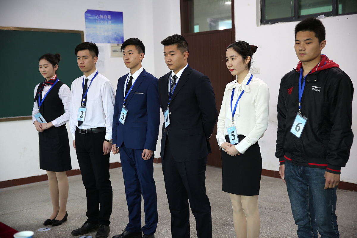 深圳中嘉职业技术学校开设航空特色专业，培养航空行业优秀人才