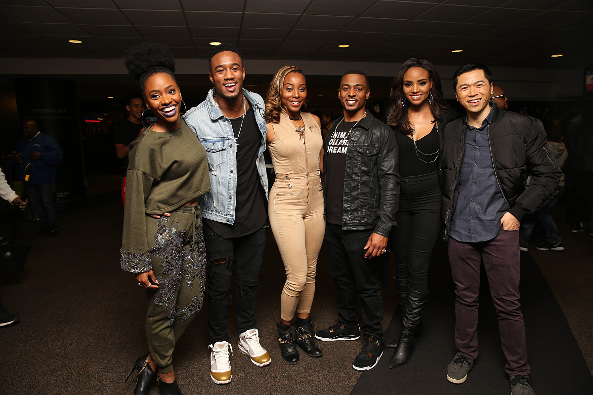 jayz为什么叫hovJay-Z的别名Hov是来自于他的化名J-Hova这是对上帝The Almighty Jehovah的一种尊敬他认为自己的音乐才能是从上帝那里赋予的。因此Hova成为了他的代名词后来简化为Hov。earfquake在billboard的走向Earfquake是由Tyler The Creator演唱的歌曲于2019年5月17日发布。在Billboard Hot 100榜单上这