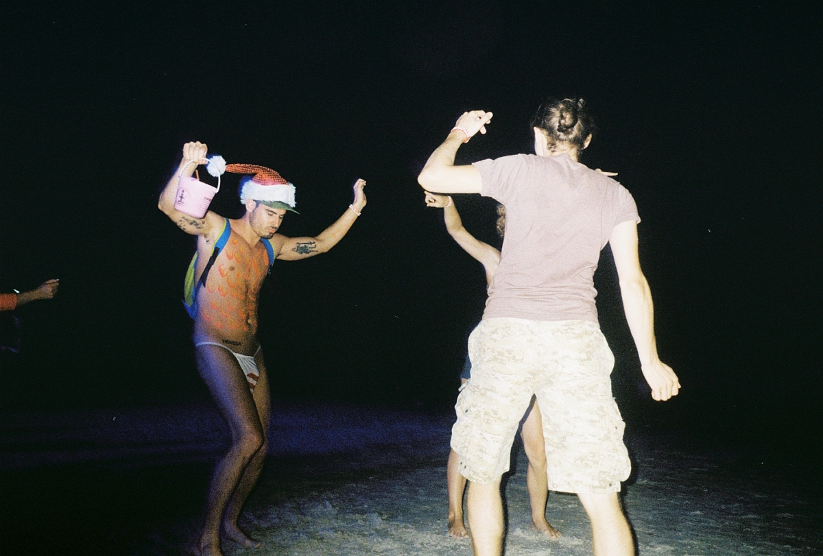 ***_***关于full moon party           对于热爱电音热舞的人来说,一