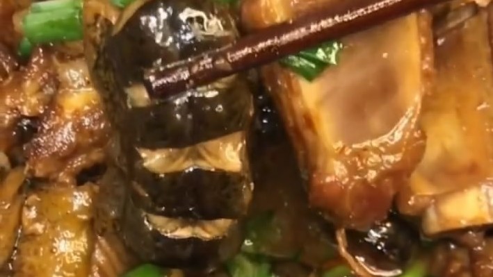 #2018年度神动态# #不可辜负的美食# 鳝鱼烧排骨的做法,今天做个排骨的新吃法,鳝鱼烧