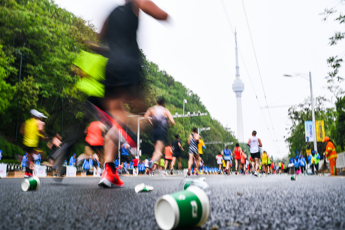 体育旅游：背景、趋势和发展 - 探索运动与旅行的完美结合