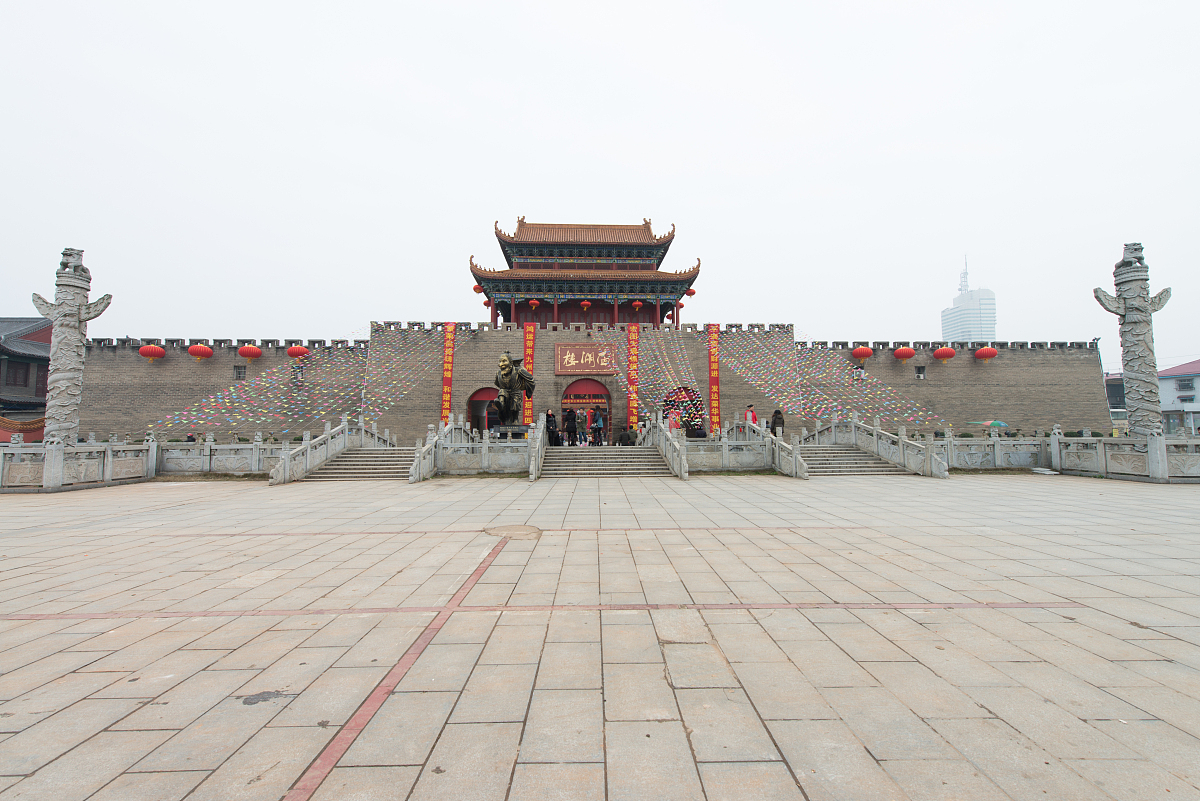 长沙商贸旅游航空职业技术学院航空维修专业就业前景分析 - 高薪前景，值得选择