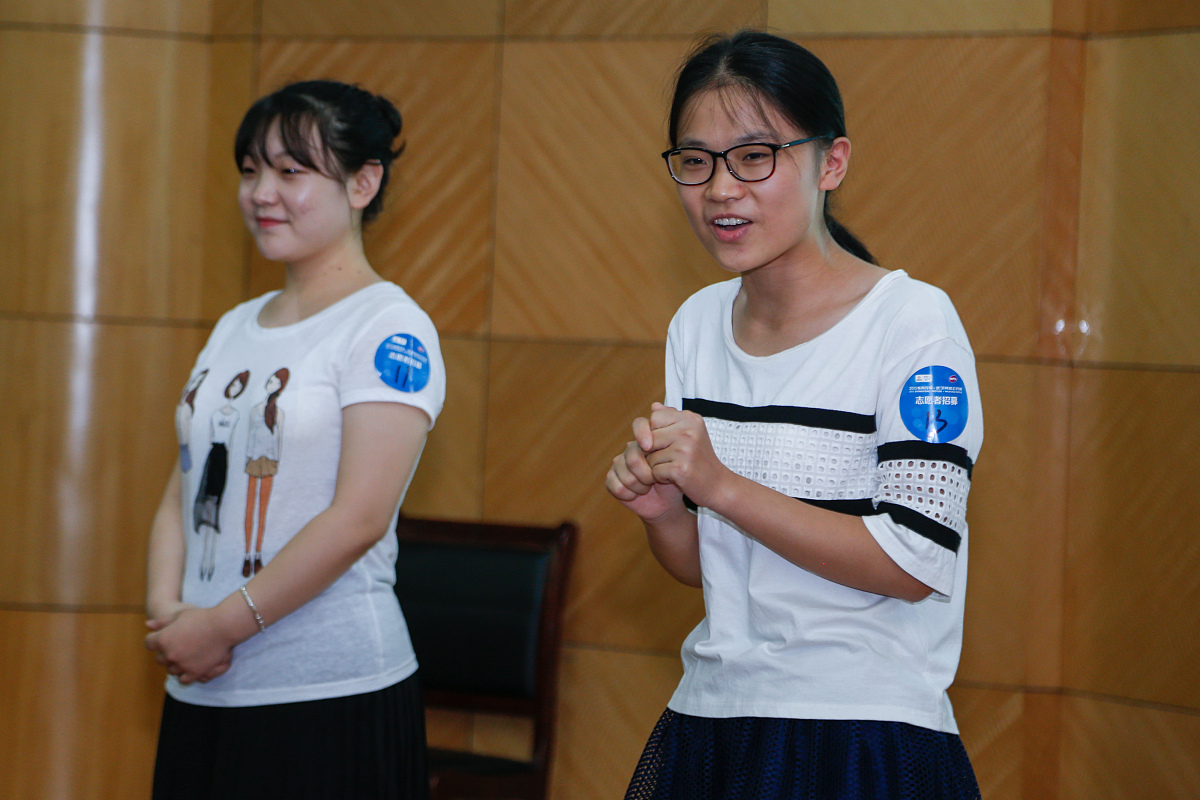 贵阳中专女生学什么专业好？2023就业前景分析