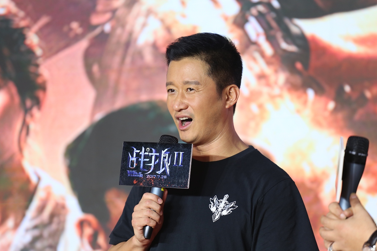 战狼2：吴京执导的动作大片，展现中国军人的爱国情怀