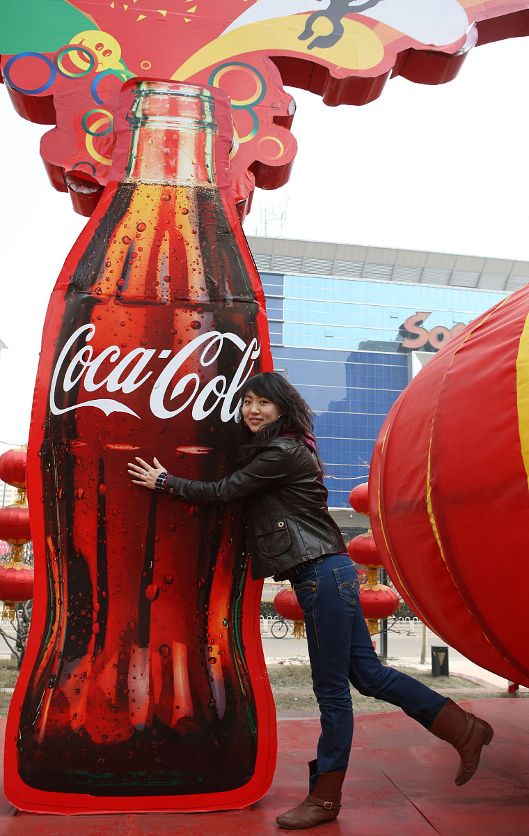 可口可乐广告创意中的中国传统节日：区域文化整合与跨文化传播