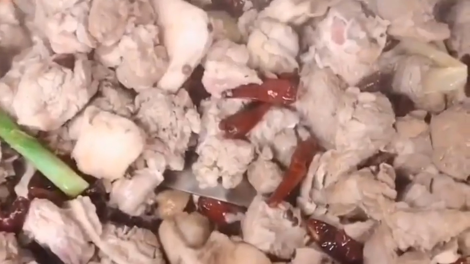 羊羔肉怎么做不腥呢?大厨教你小技巧,做出来大补