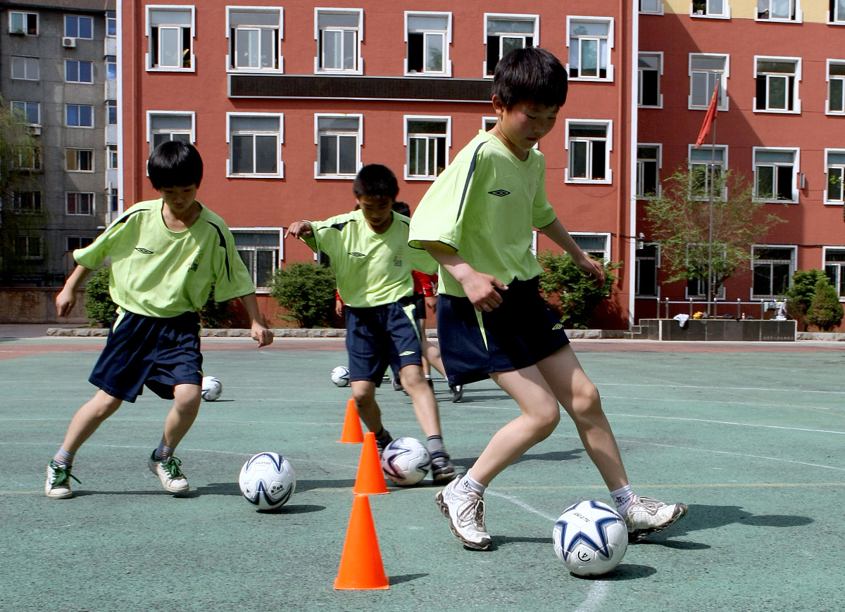 校园早晨：活力与希望 | 小学作文