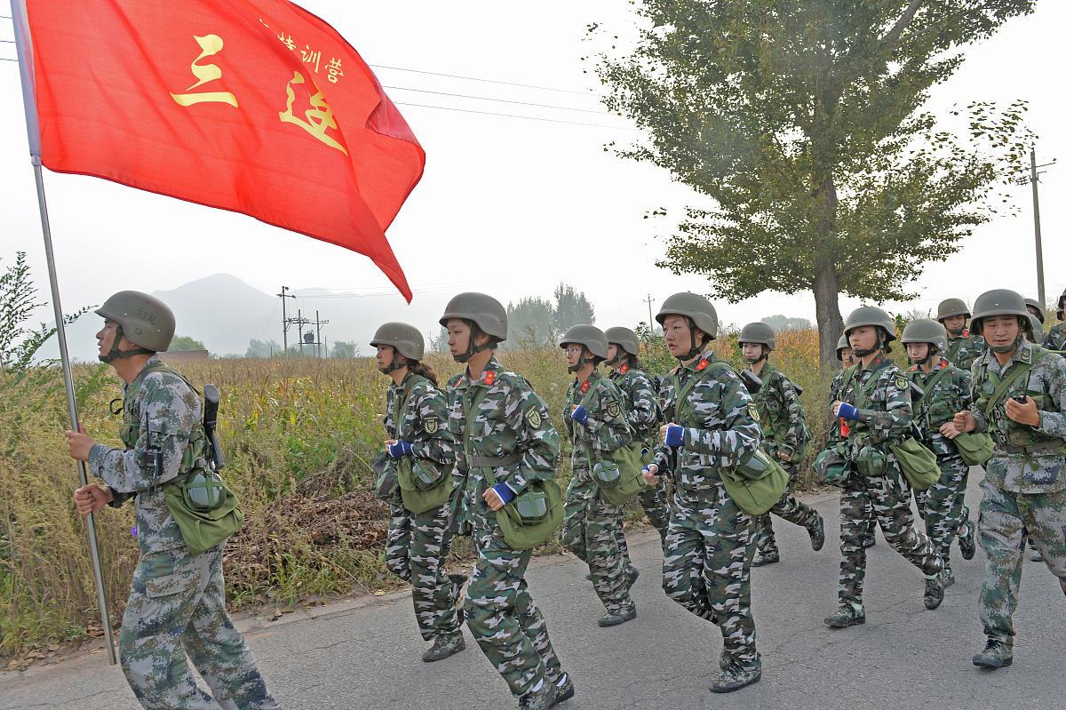 心理团辅活动和军歌合唱比赛的大学生军训第八天的军训日记