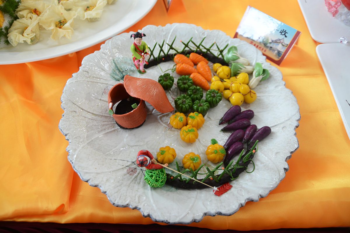 陕西华山烹饪学院特色拼盘班：学习制作精美拼盘的最佳选择