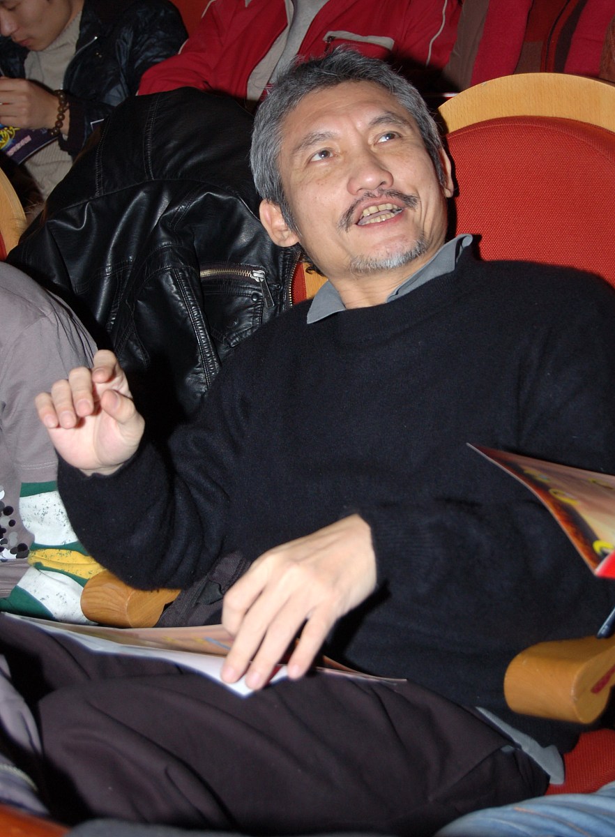 2007年 11月 27日 , 北京 , 古装 搞笑 音乐剧 《 奉旨 越狱 》 在 天