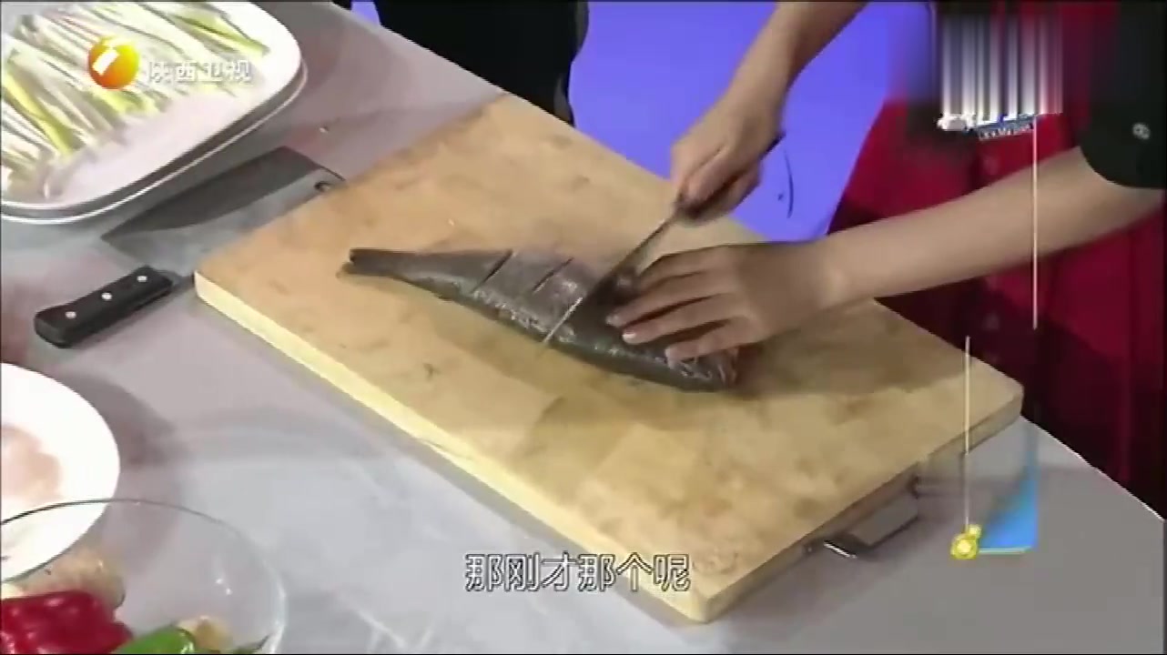 清蒸鲈鱼上:广东省的特色传统菜,多种营养价值让你垂涎三尺