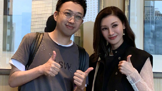 【曝李嘉欣收半亿复出录于正新综艺,将指导新人演技】9月16日凌晨,港媒立即跟进报道,指李嘉