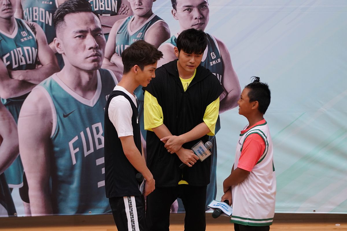 医学生肖乾林：篮球、周杰伦，还有无限探索