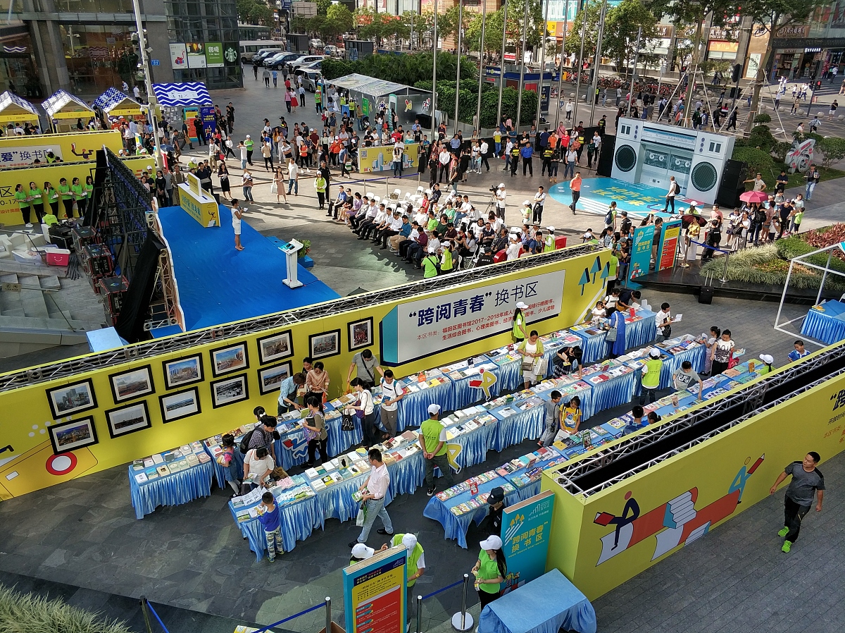 你好您好！有什么可以帮到您呢？福田 豪沃 江淮 哪家更有发展潜力