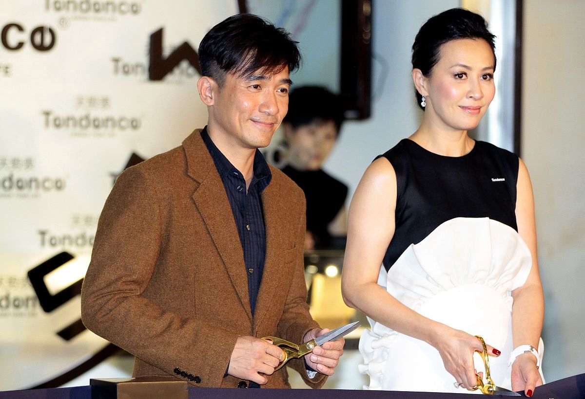 2011年11月3日,北京,明星代理的某著名腕表品牌在北京开店.刘嘉玲+++_