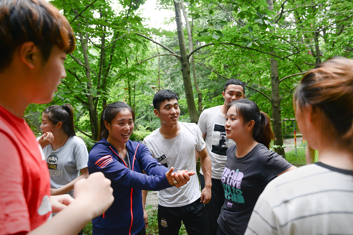 南京2023年高中毕业可以读中专吗-怎么样