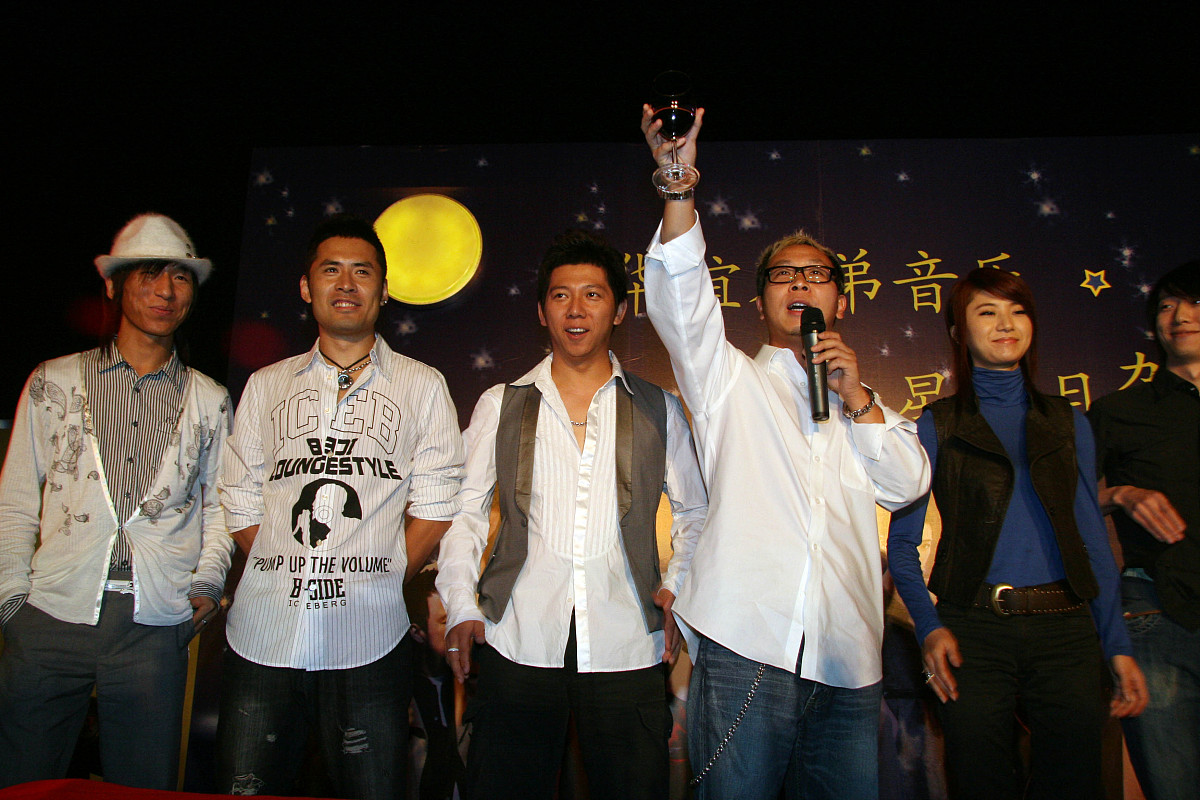 中秋节短信：致敬领导，感谢信任与赏识