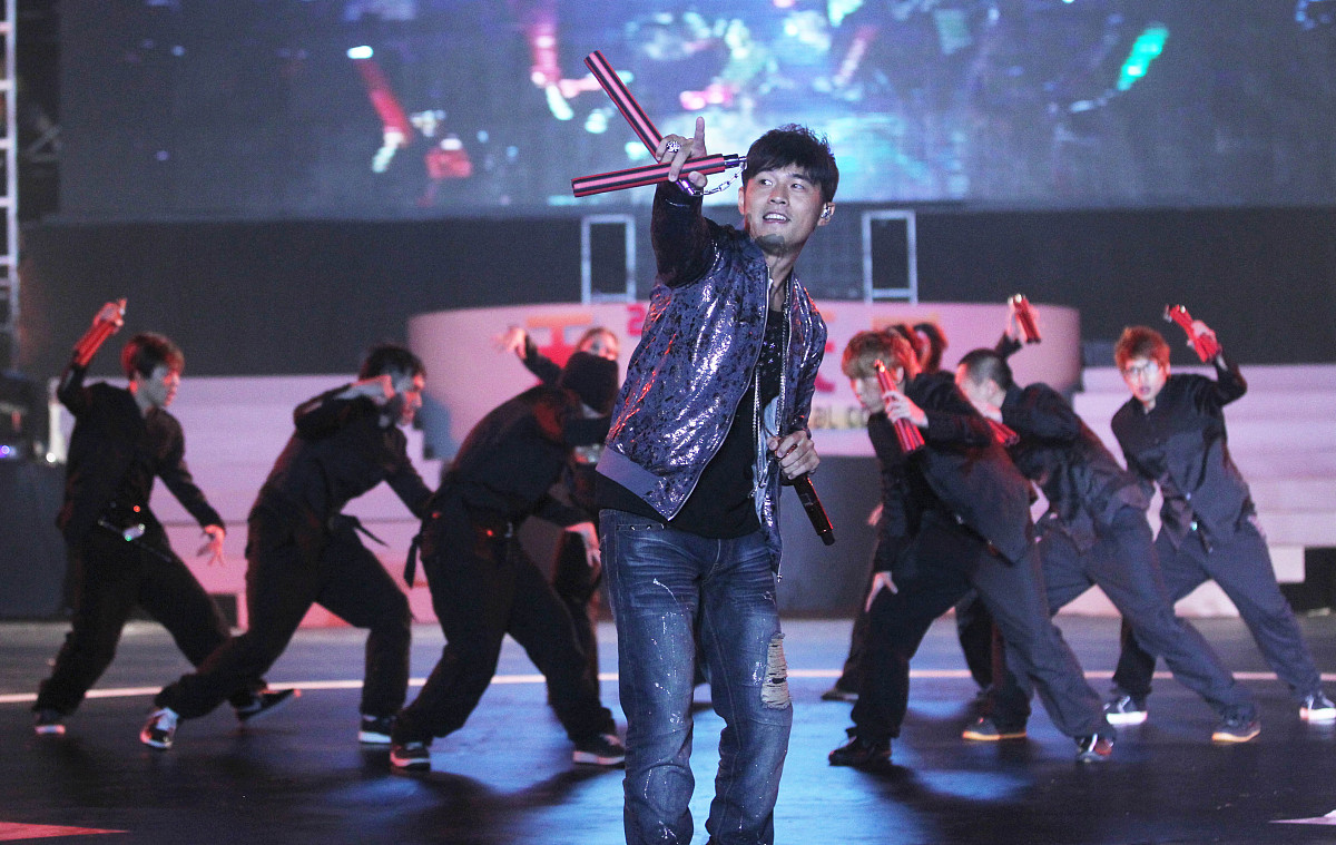 设计为期两周的周杰伦音乐鉴赏与演唱课课程对象为初中学生。