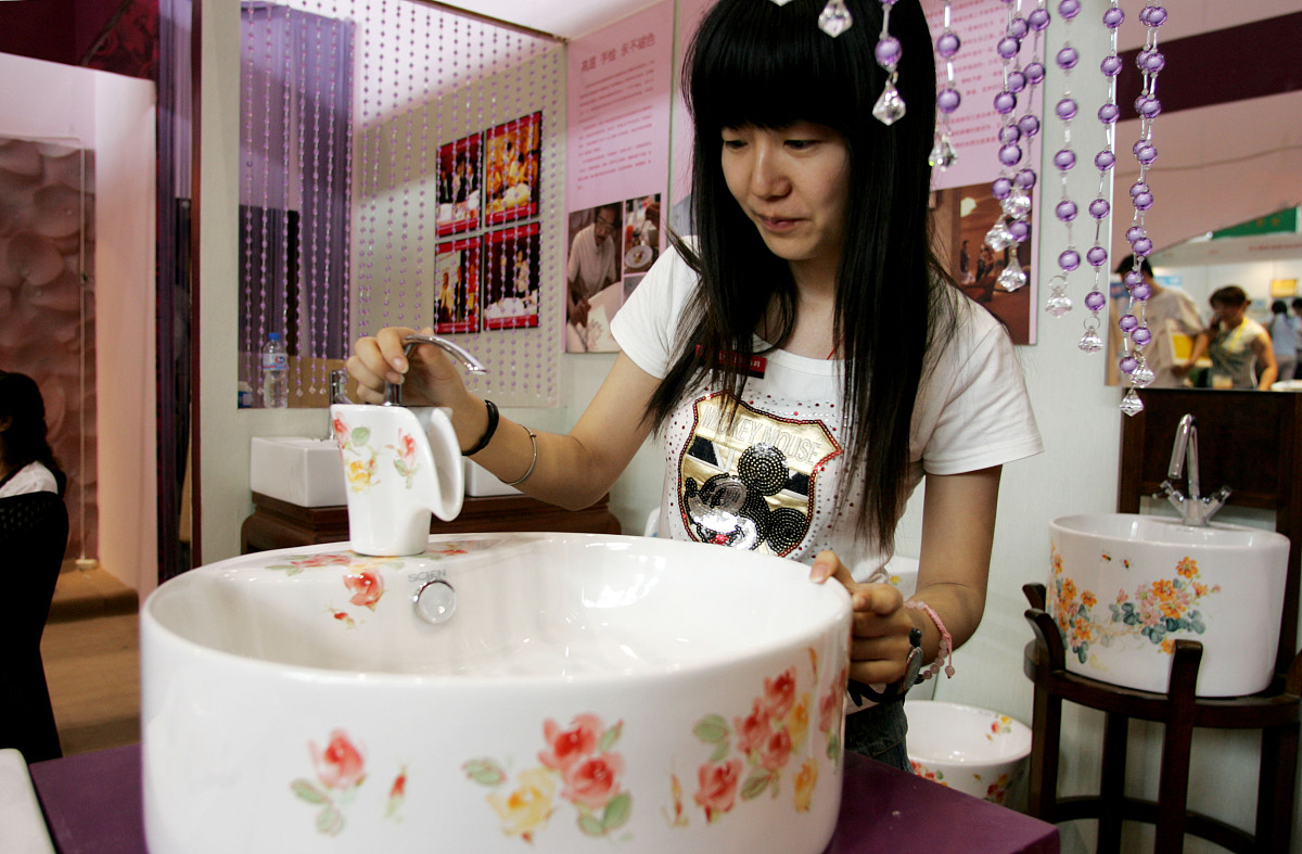 百色民族卫生学校2021年招生专业：医学、护理、中医等多个领域