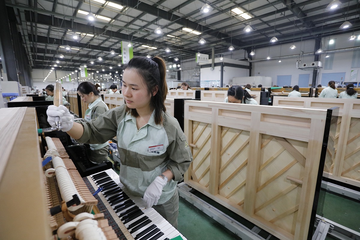 对于初次要进入海外市场的湖州钢琴厂来说为什么以代理商去进行直接出口的方式是最合适的说出辩证辩证包括通过这个方式所要付出的成本这种方式进入海外市场的控制成都企业所要承担的义务进入海外市场的速度和它所承担的风险有哪些。