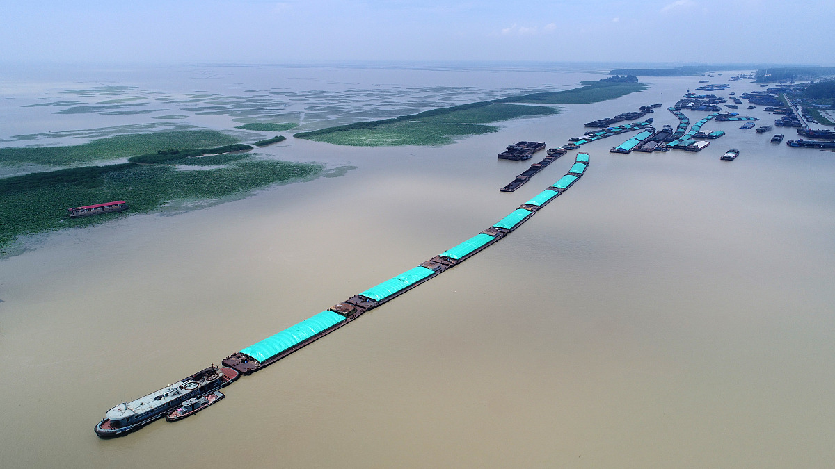 讲座报告字数约五百字主题：港口水域船舶航行风险评估方法研究