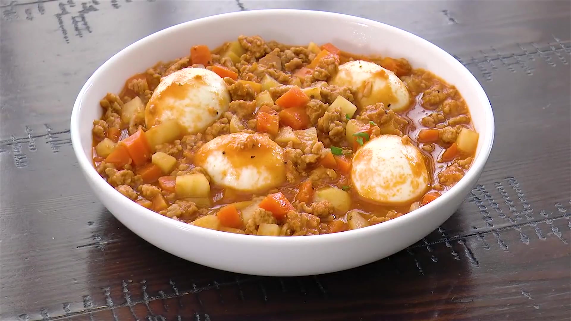 番茄炖猪肉做法教学,包饺子剩下的馅不要丢,加两个鸡蛋就完美了
