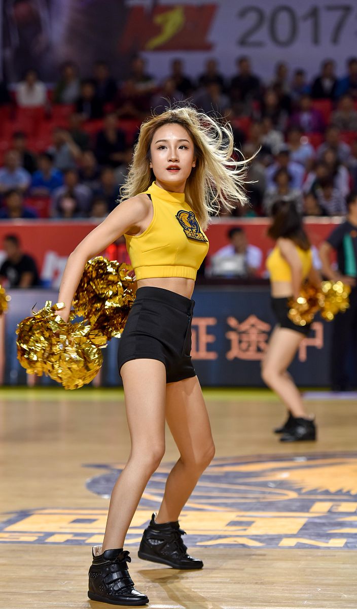 重庆卫生职业学校女生报读优势：提升医学领域地位、职业素养和就业竞争力