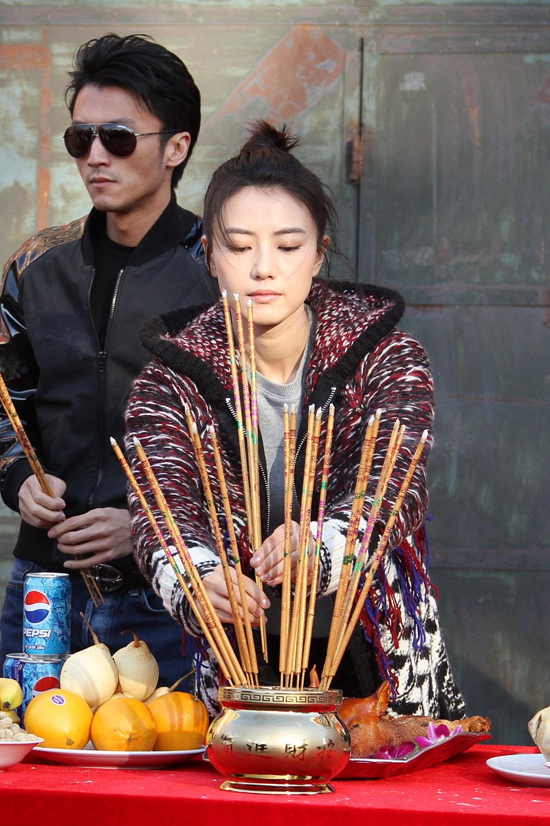 访谈节目推荐：探寻人生百态，聆听动人故事