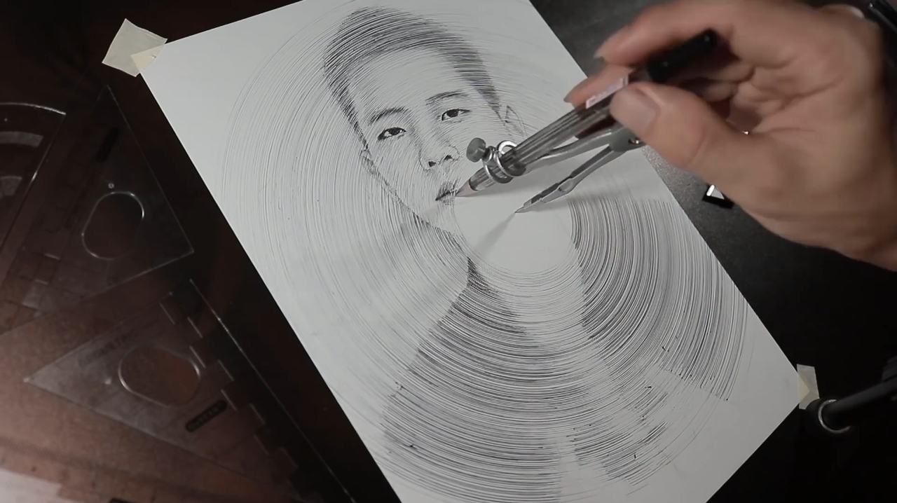 DIY人像画与指南针,一张独一无二属于自己的简笔画!