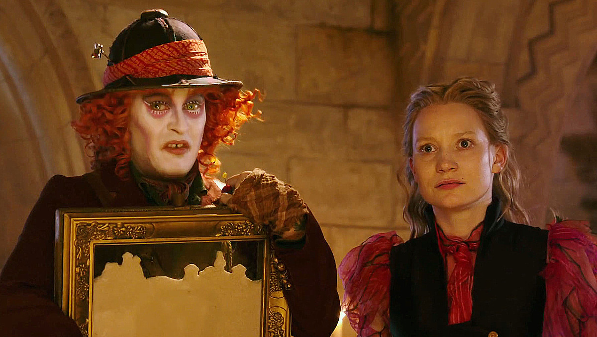 奇幻冒险之旅：与《佩小姐的奇幻城堡》风格类似的电影推荐