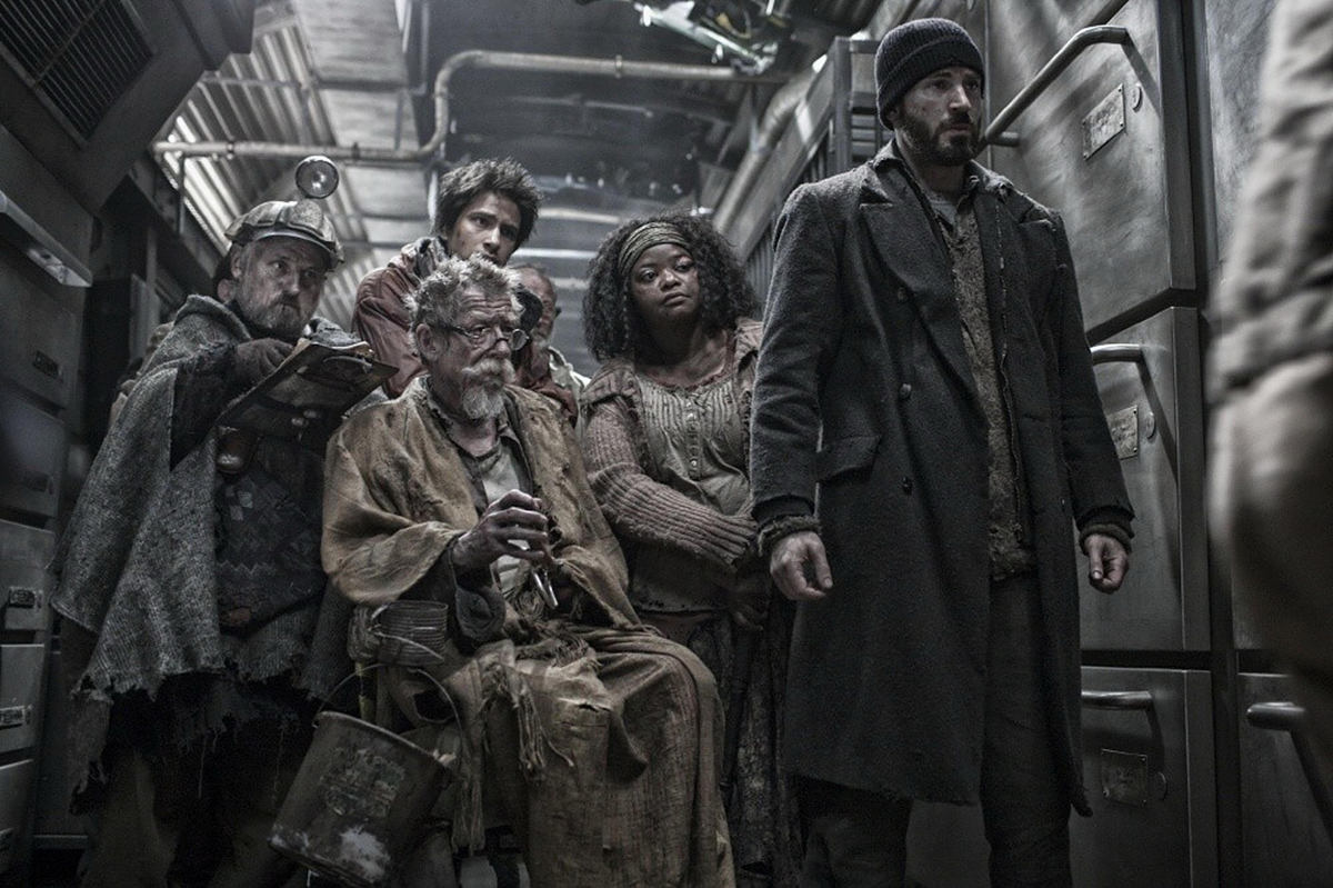 雪国列车：环境危机、阶级矛盾与人性探讨