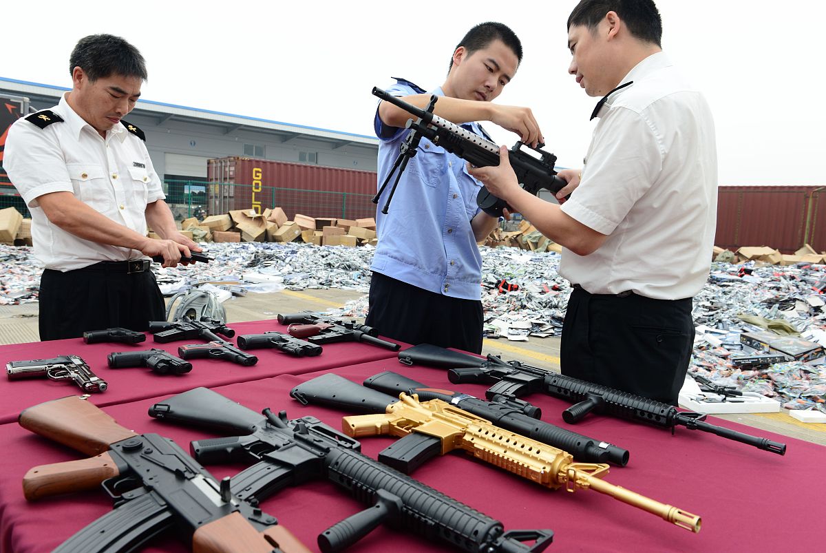 枪支模型收藏指南：合法与安全