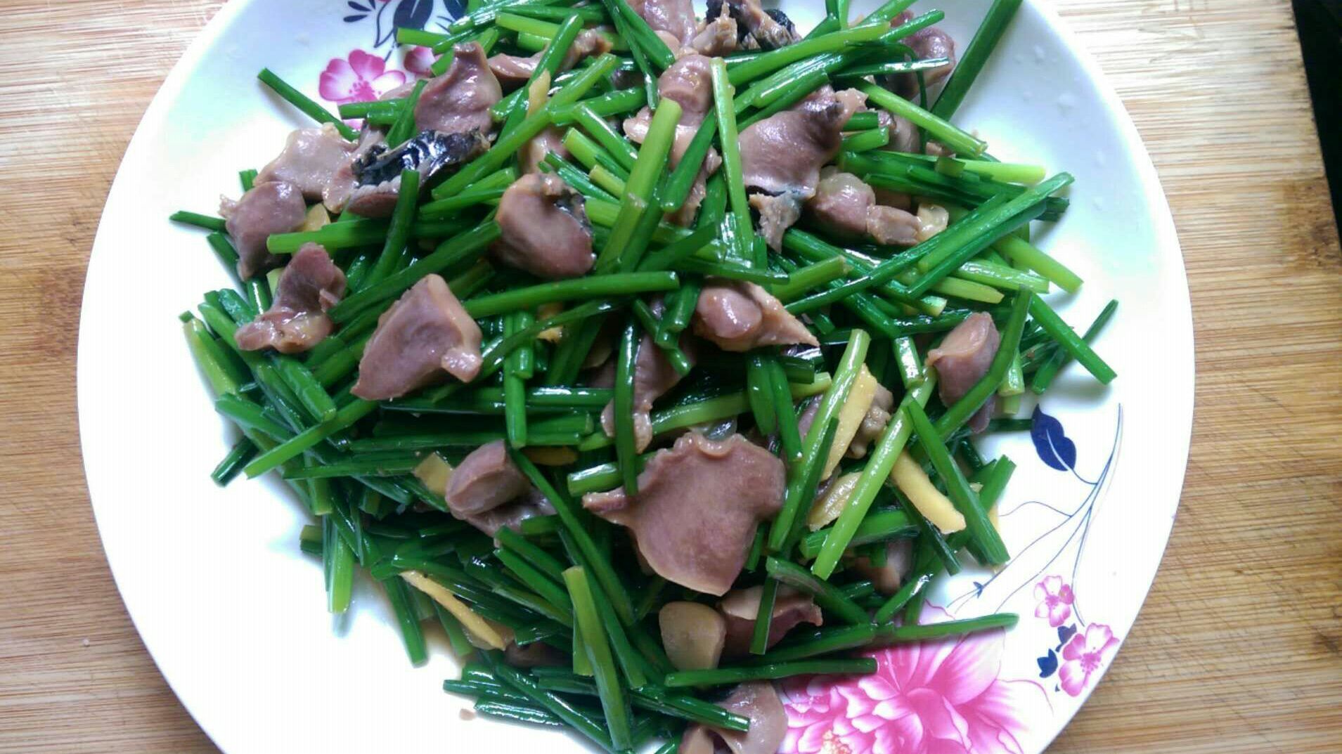 爱吃鸡肾的收藏了,学会这种家常做法,出锅香气四溢,越吃越过瘾