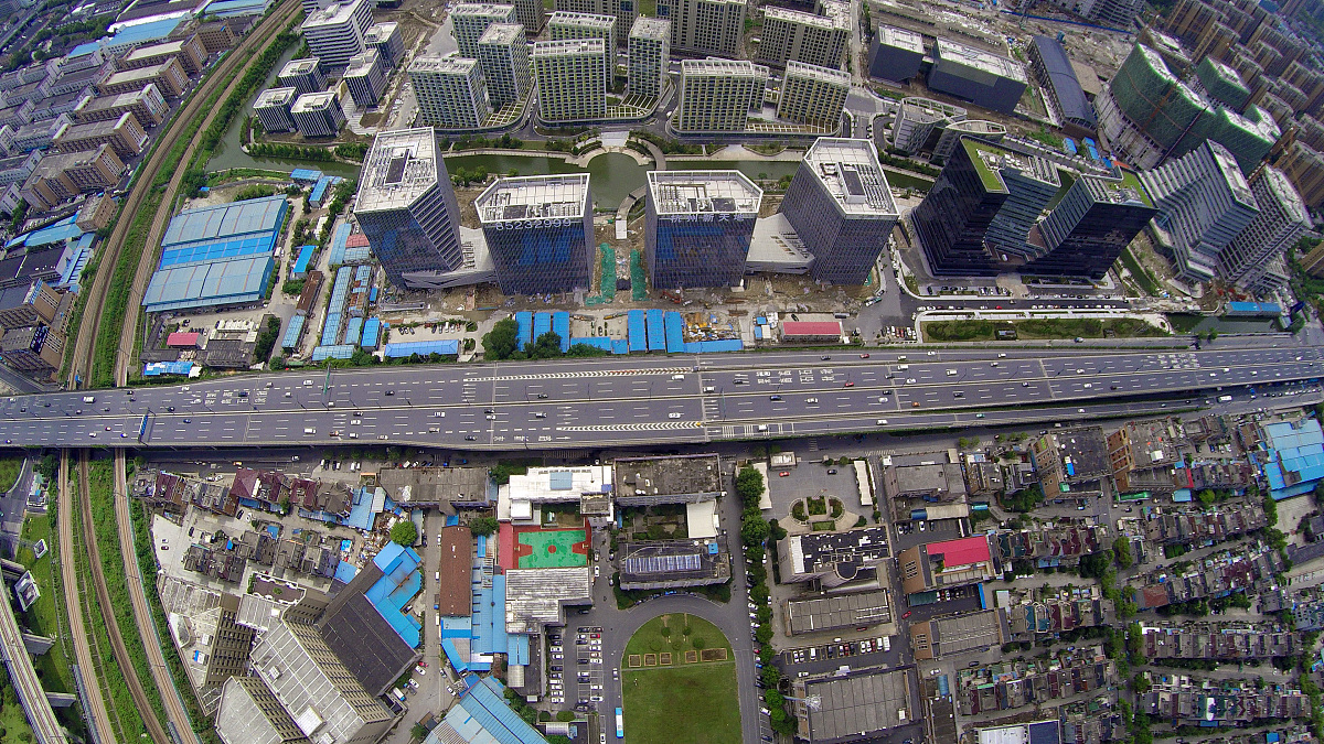 2015年8月11日,探秘杭州新天地跨贸小镇.中国杭州跨境电子商务综合体