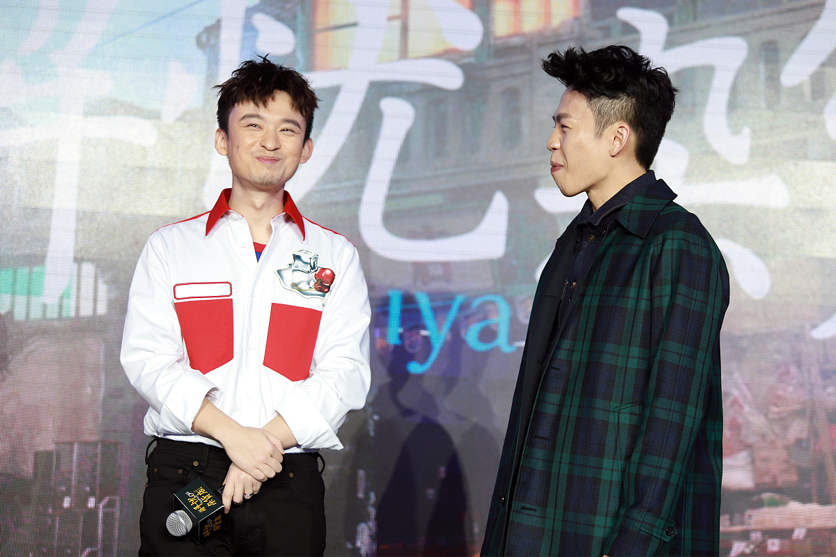 吃饭嚼的时间长脸会变大吗吃饭嚼的时间长不会直接导致脸变大但是如果长期吃太多高热量、高脂肪的食物会导致体重增加包括脸部的脂肪也会增加从而使脸看起来更圆更大。因此保持健康的饮食和适量的运动是控制体重和脸部大小的关键。继续