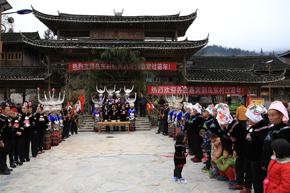 舅舅的媳妇应该怎么称呼？