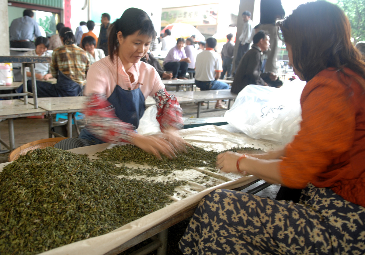 2006年9月12日,福建泉州安溪,中国茶都,全国茶叶批发市场.    +++_+++